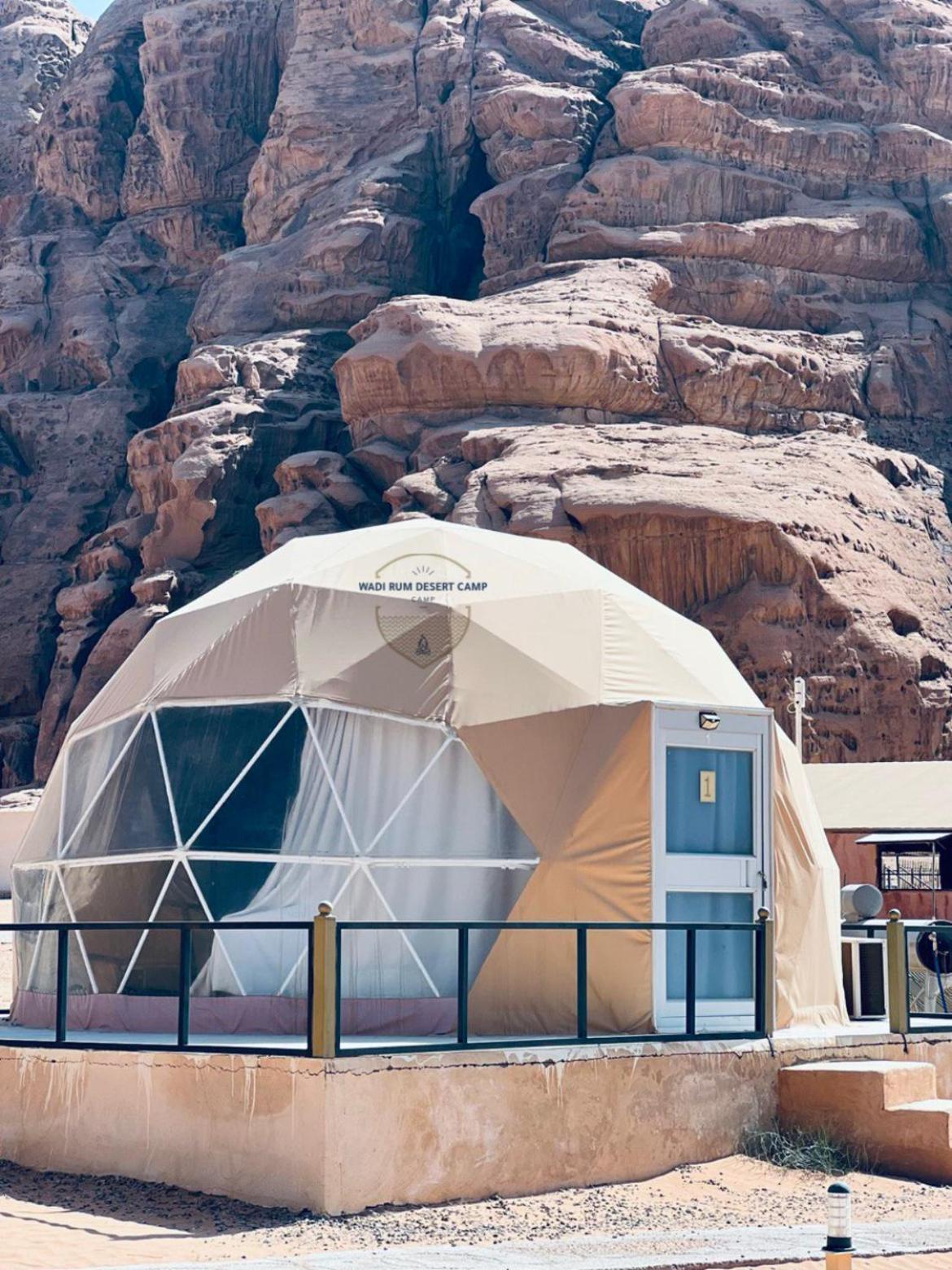 Rum Mere Luxury Camp Wadi Rum Exterior foto